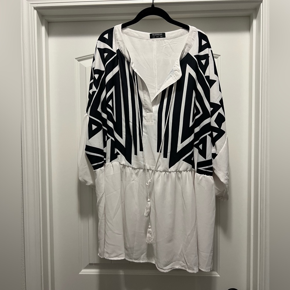 BloomChic Printed Blouse